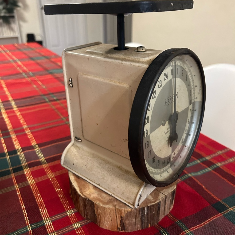 Vintage Hanson Utility Scale - Picture 2 of 11